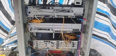 華為SPN承載解決方案助中國(guó)移動(dòng)開通珠峰6500米5G基礎(chǔ)電信業(yè)務(wù)